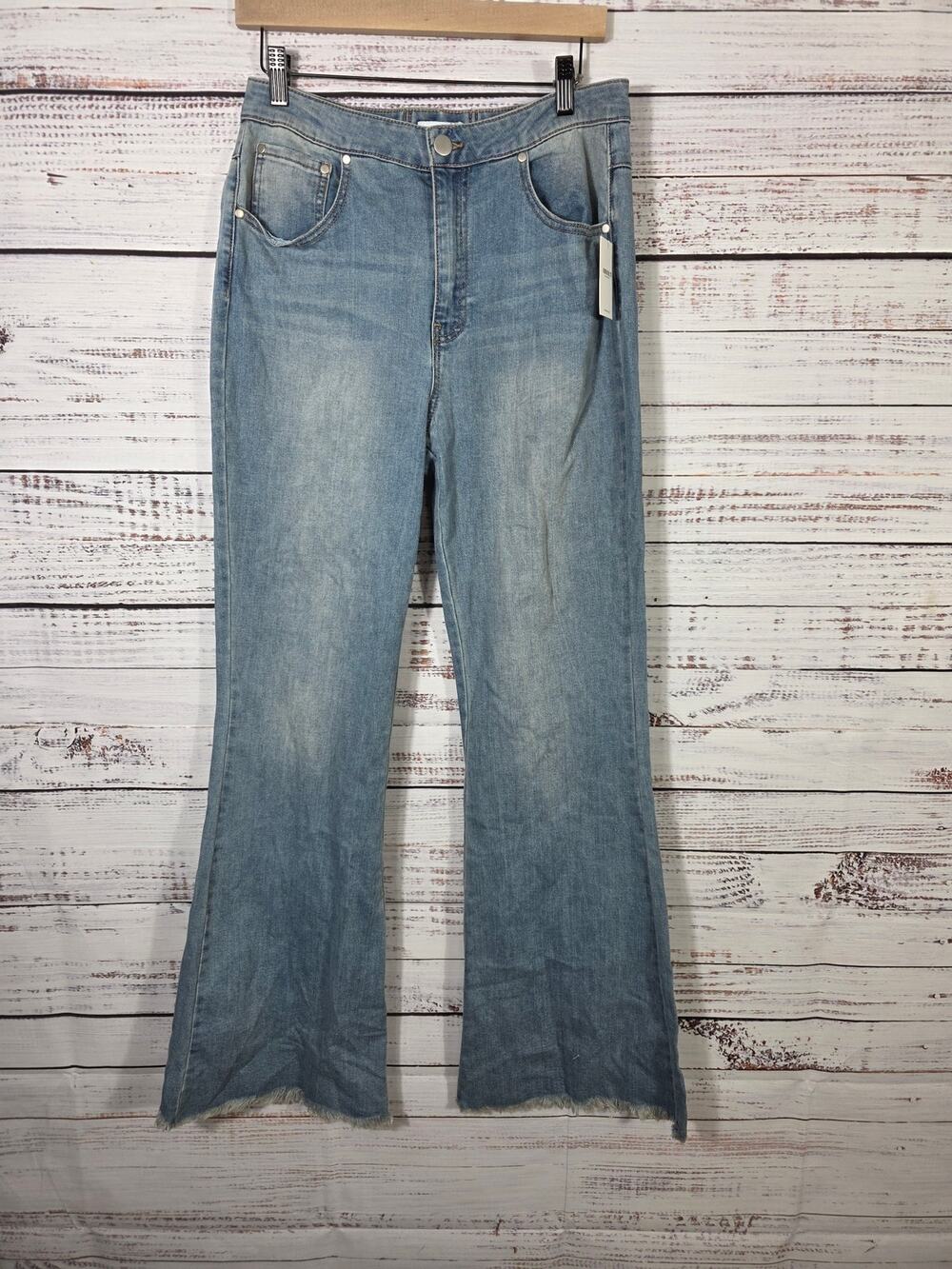 Forever 21 Flare Light denim jeans womens size 30